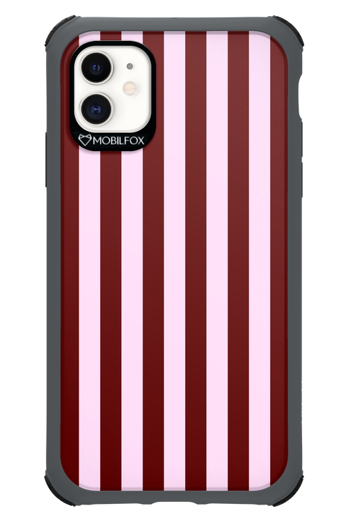 Circus Romance - Apple iPhone 11