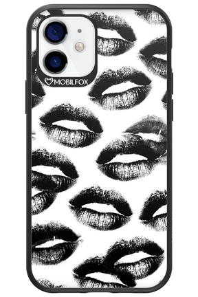 Ghost Kiss - Apple iPhone 12