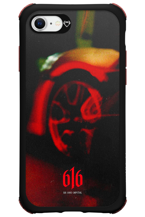 616 2.0 - Apple iPhone 8