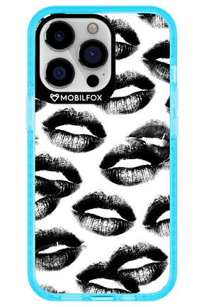 Ghost Kiss - Apple iPhone 13 Pro