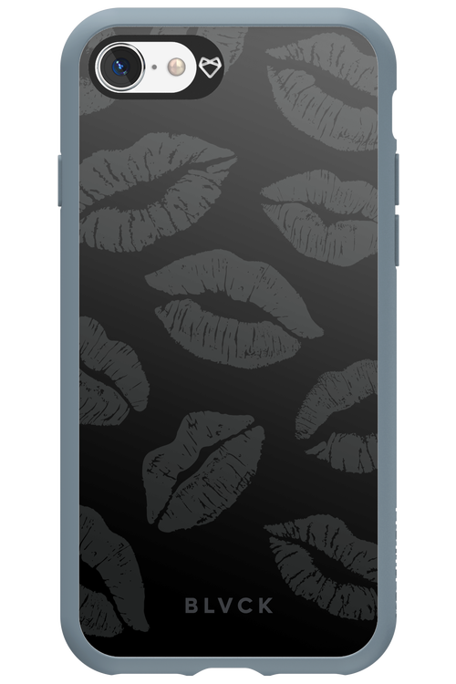 Dark Lips - Apple iPhone SE 2022