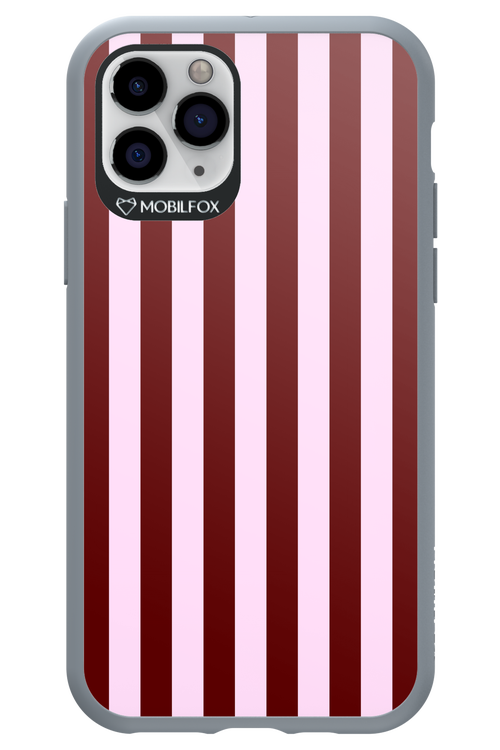 Circus Romance 2.0 - Apple iPhone 11 Pro